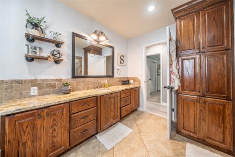 1109 Columbia Circle Stamford TX 79553