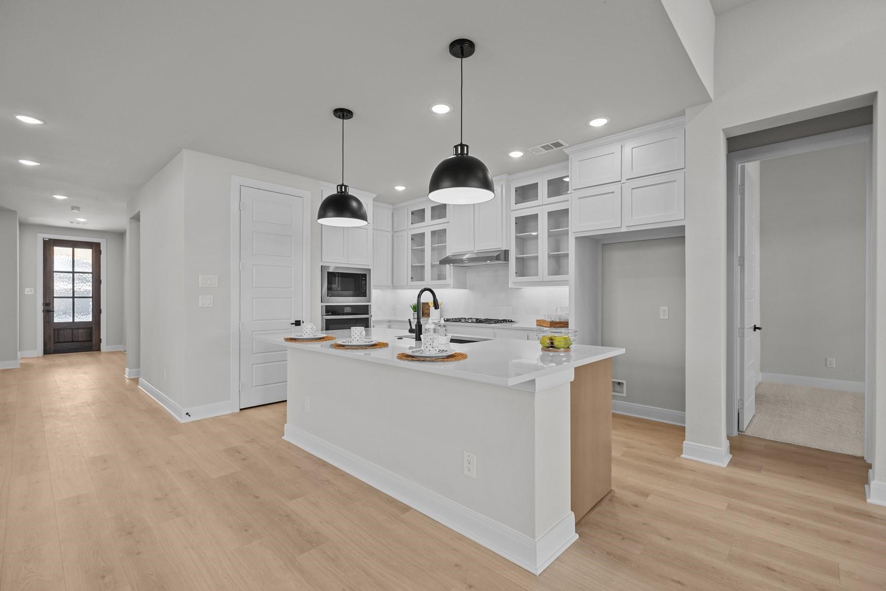 1521 Buttercup Avenue Aubrey TX 76227