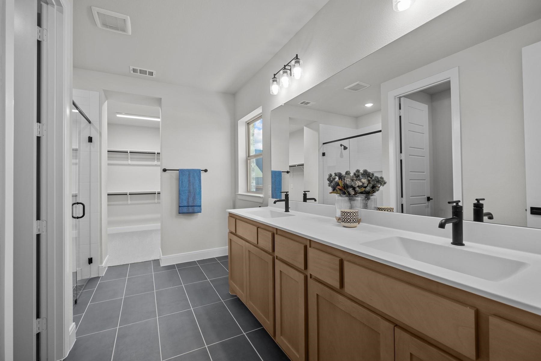 1521 Buttercup Avenue Aubrey TX 76227