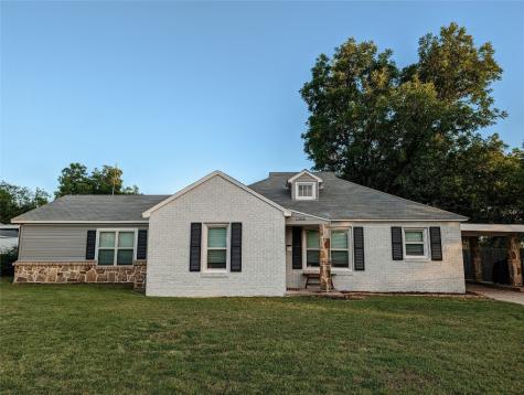 1308 4th Street Graham TX 76450