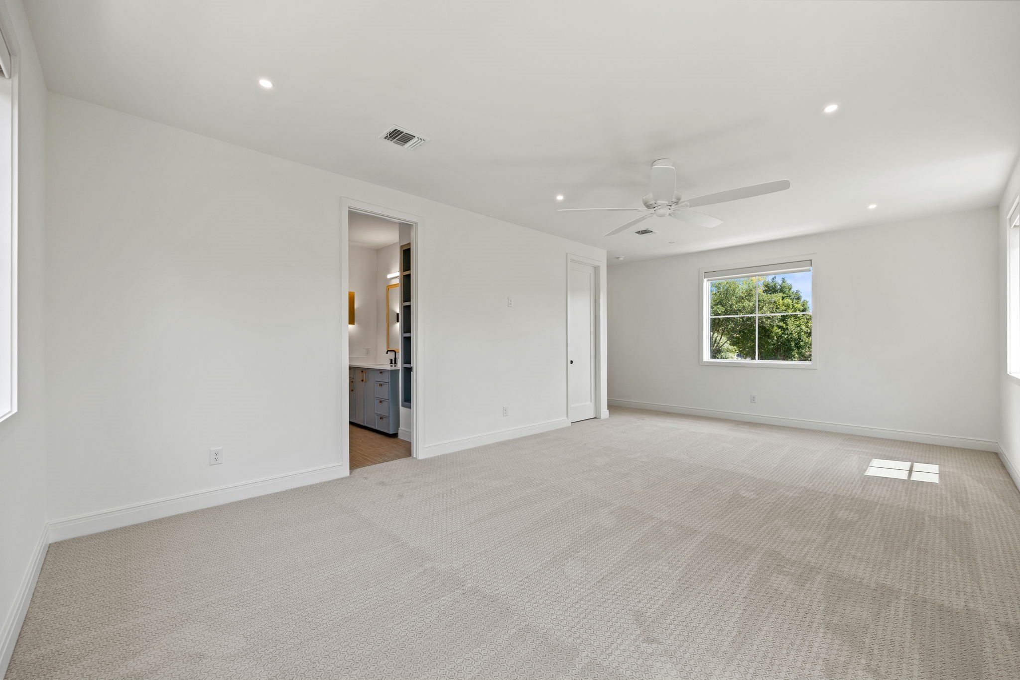 4557 Ridge Road Dallas TX 75229