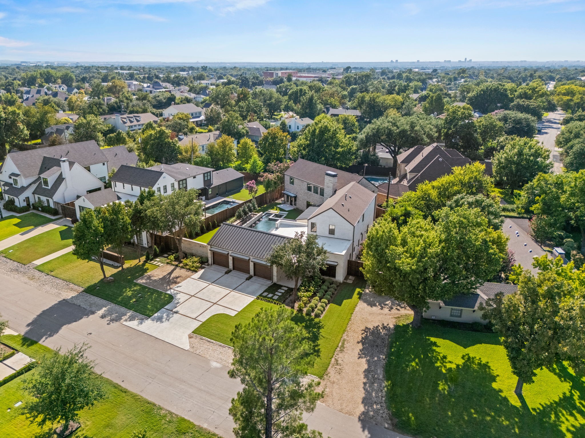 4557 Ridge Road Dallas TX 75229