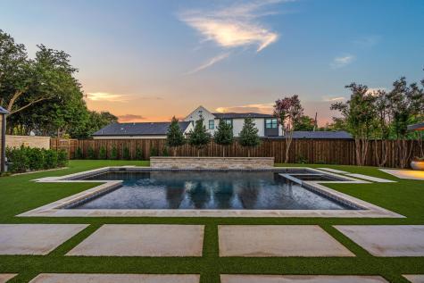 4557 Ridge Road Dallas TX 75229