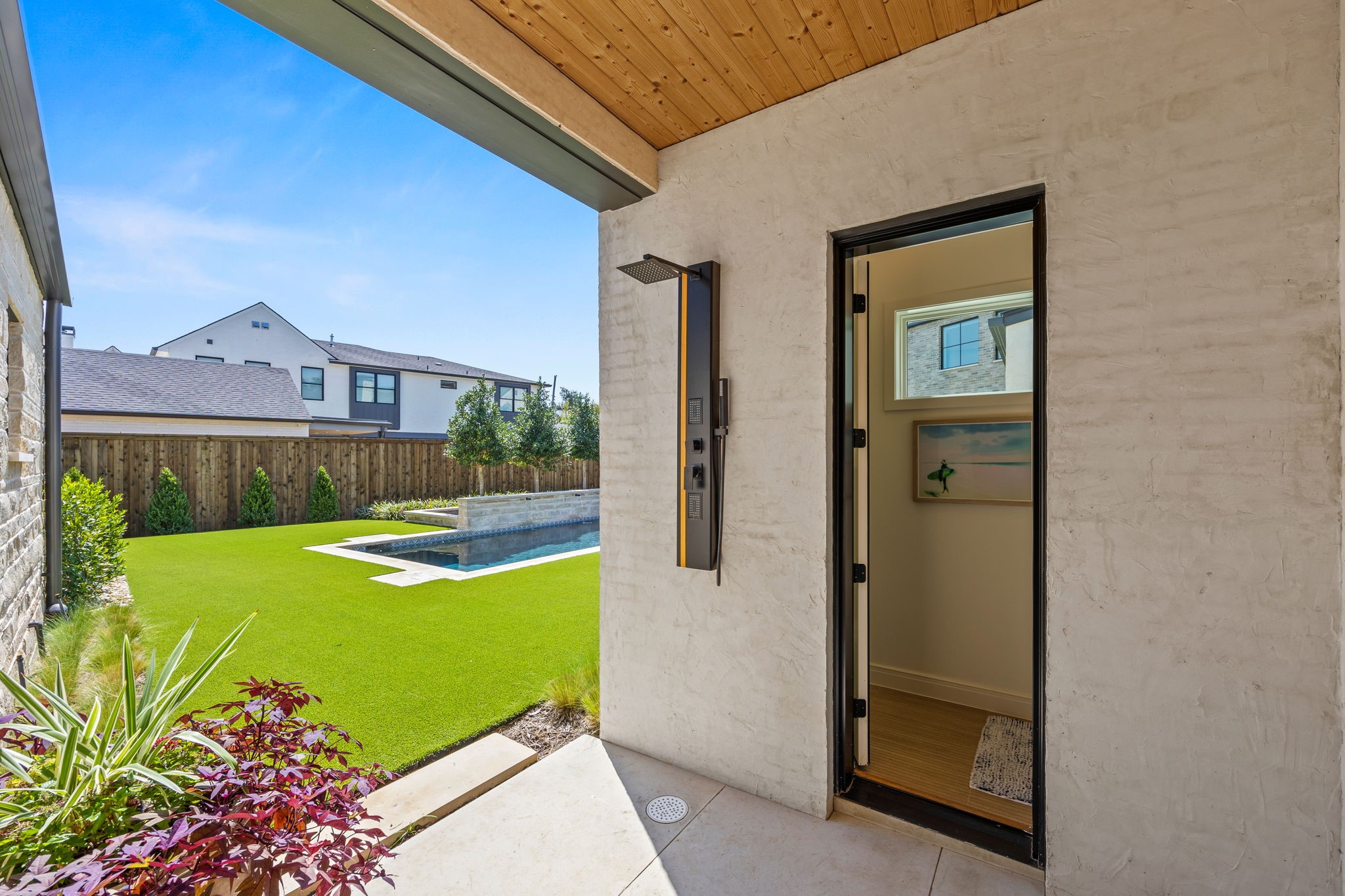 4557 Ridge Road Dallas TX 75229