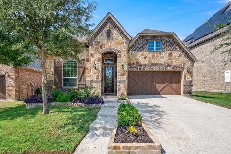 909 Red Deer Drive Euless TX 76039