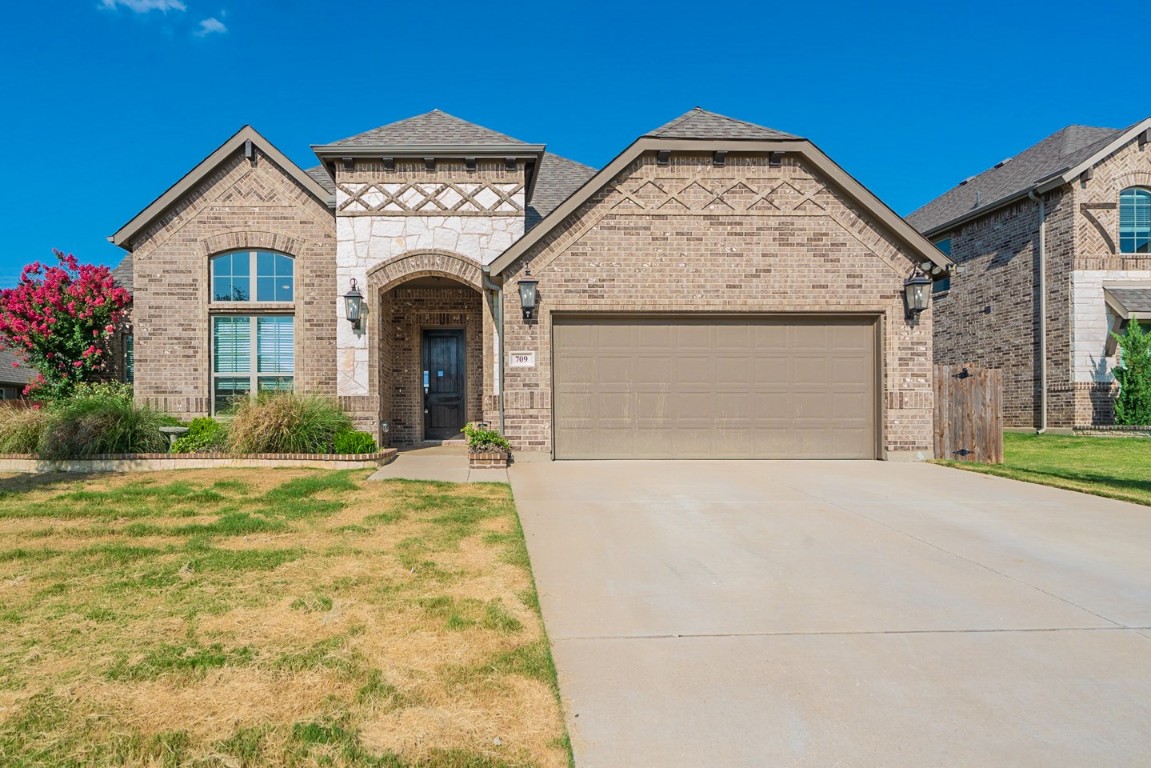 709 Richard Street Crowley TX 76036