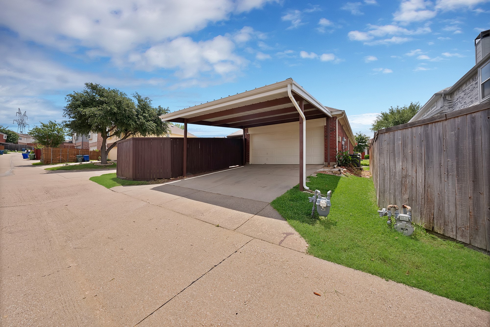 1348 Dallshan Drive Carrollton TX 75007