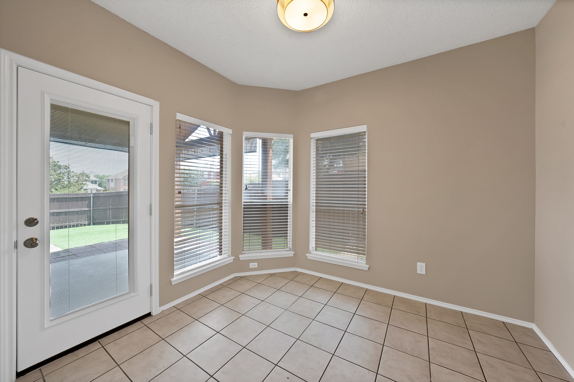 1348 Dallshan Drive Carrollton TX 75007