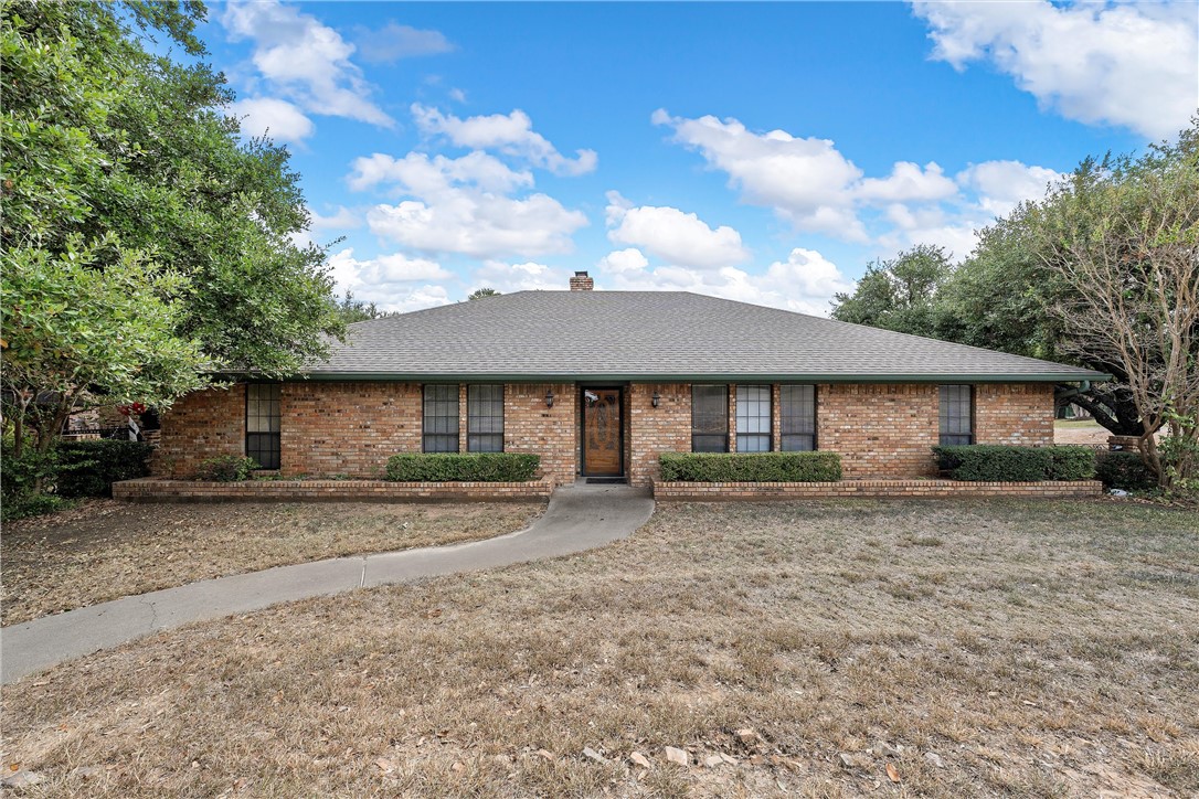 9901 Oak Ridge Circle Woodway TX 76712