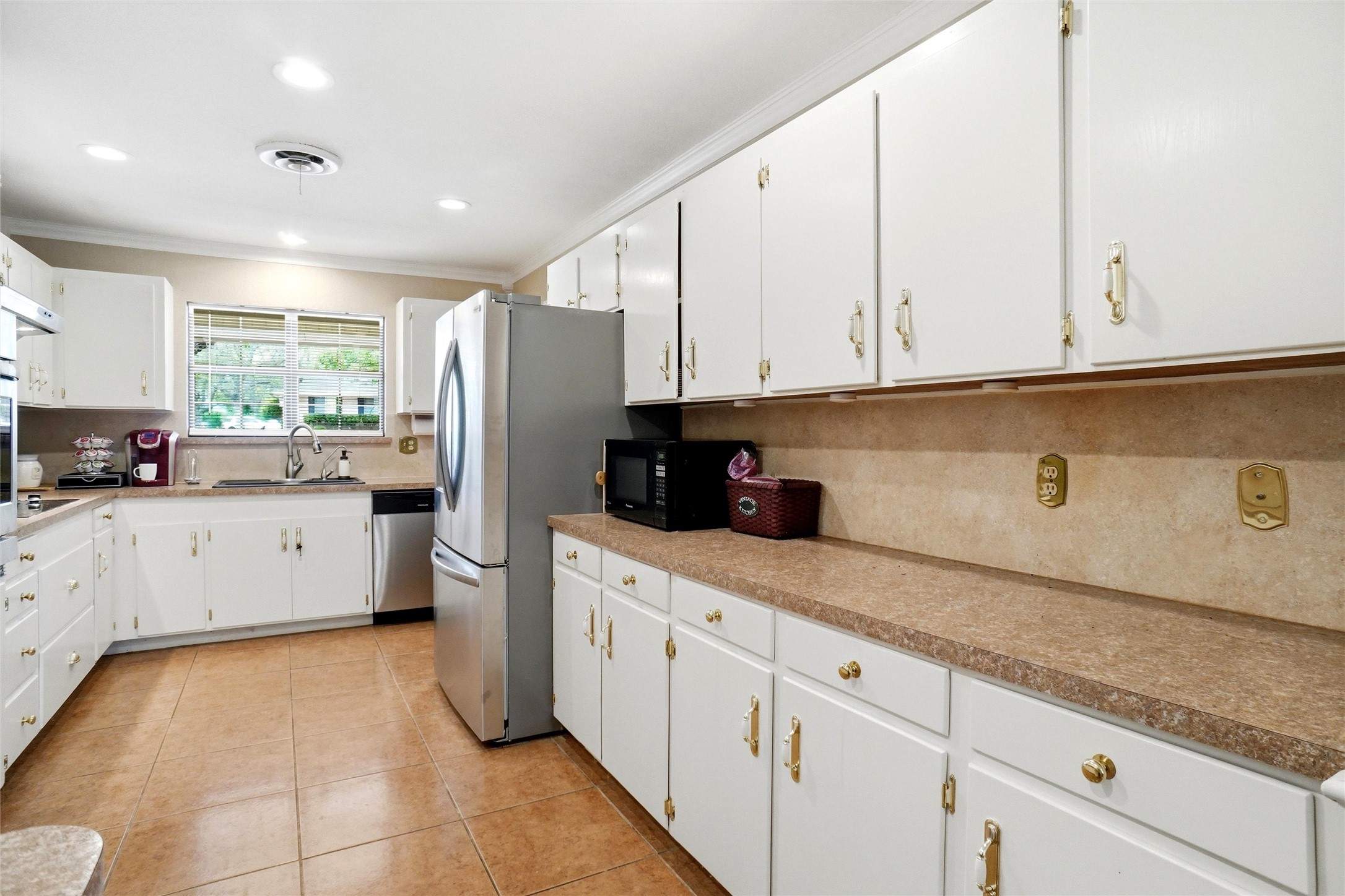 6122 Belvidere Circle Granbury TX 76049