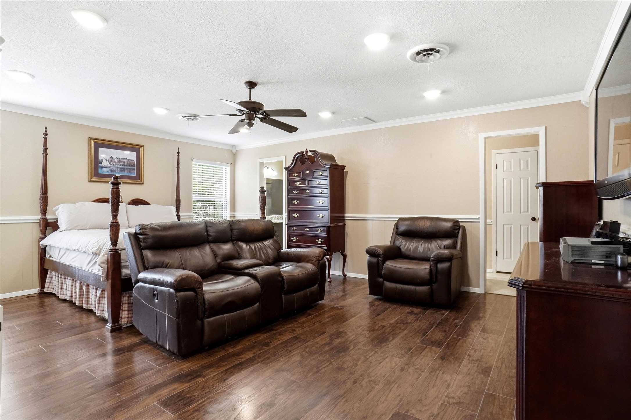 6122 Belvidere Circle Granbury TX 76049