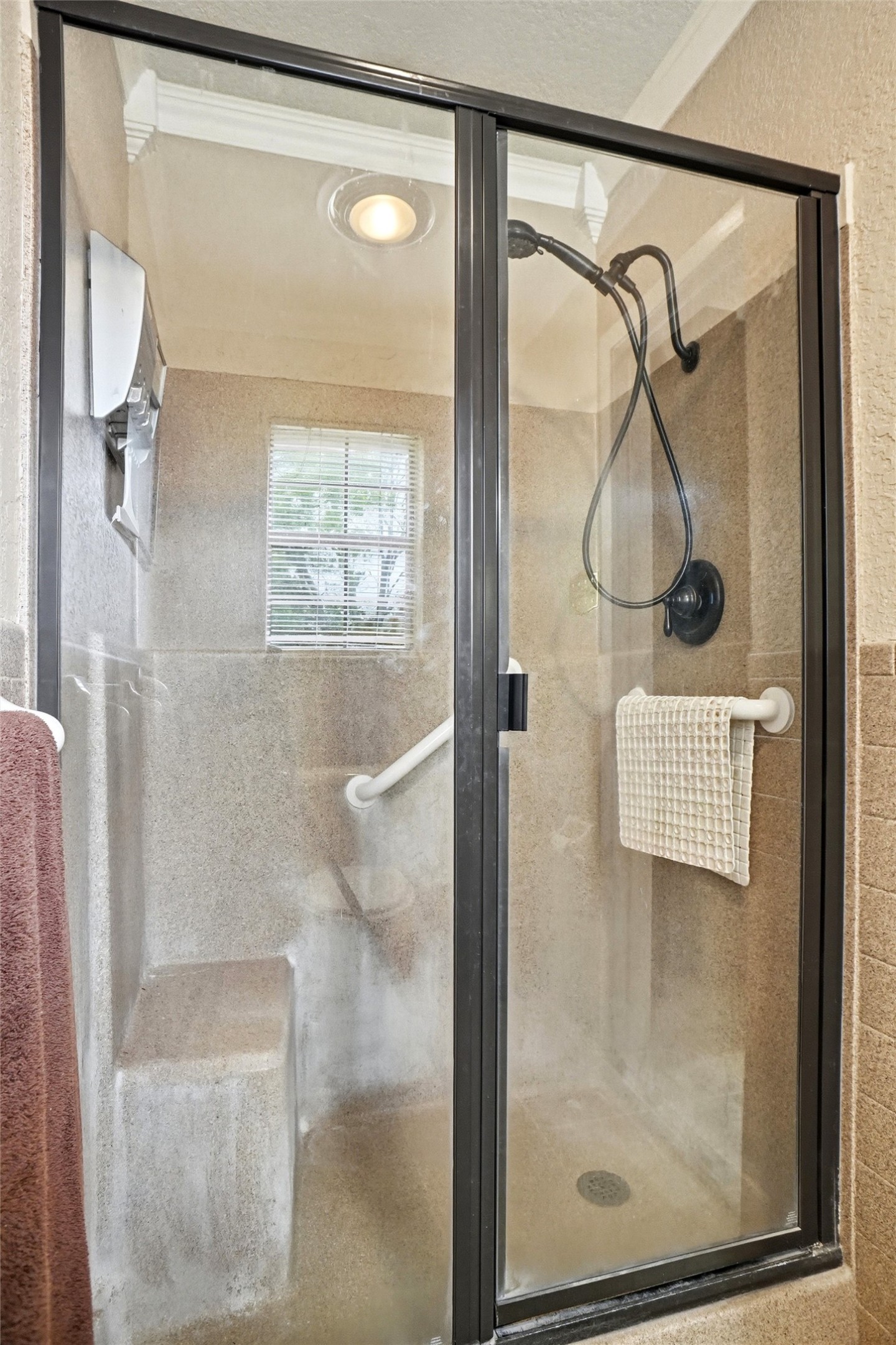 6122 Belvidere Circle Granbury TX 76049