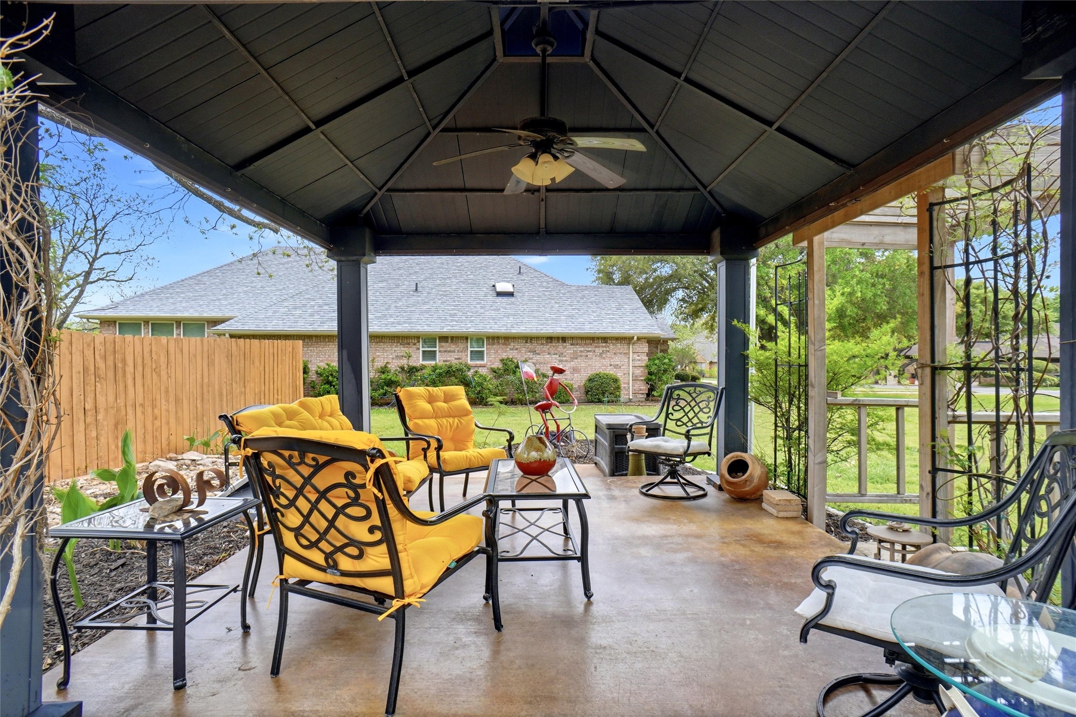 6122 Belvidere Circle Granbury TX 76049