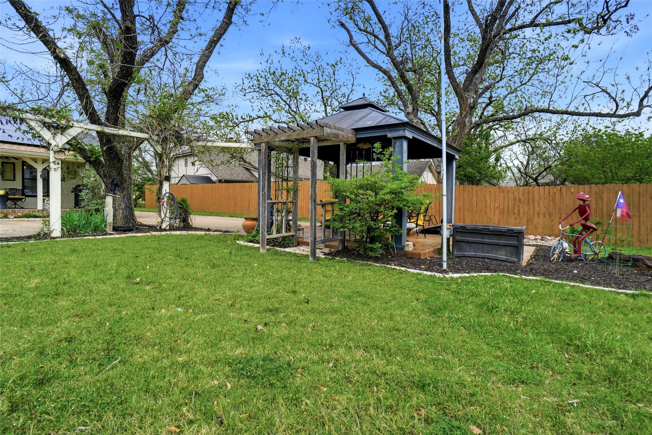 6122 Belvidere Circle Granbury TX 76049