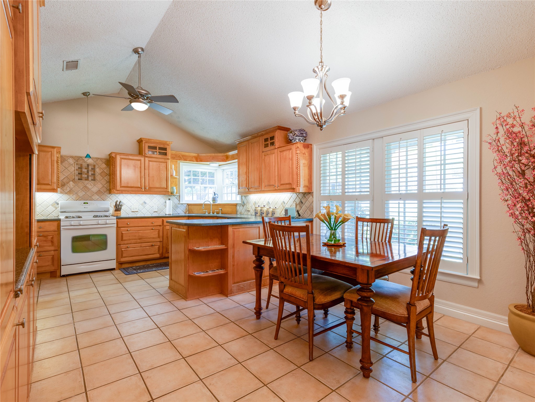 2500 Boyd Avenue Fort Worth TX 76109