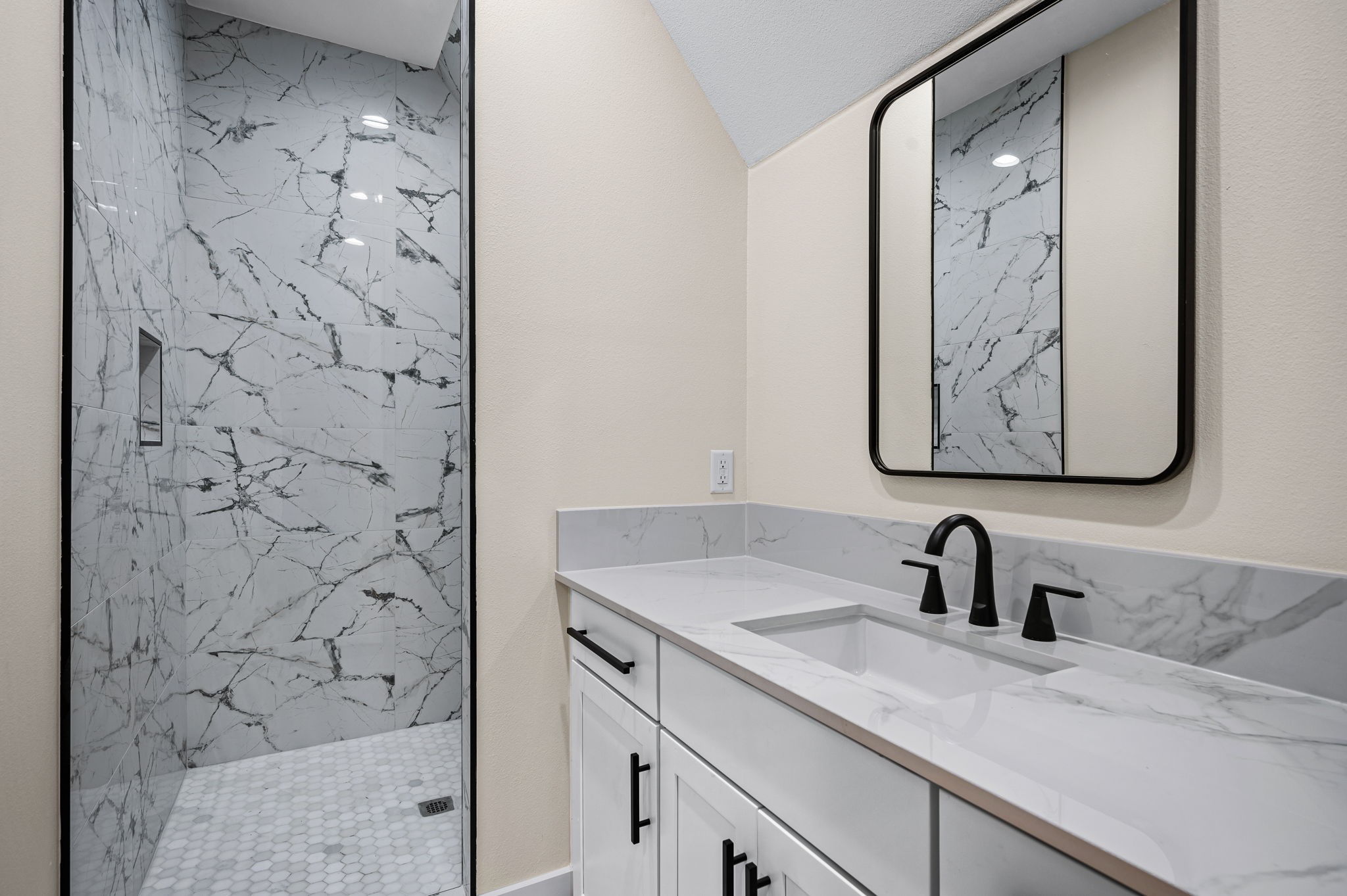 6065 Wildlife Way Athens TX 75752