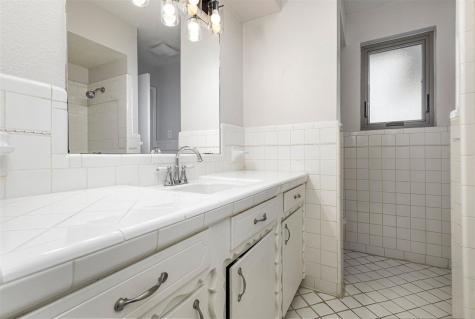 2640 Lakeland Drive Dallas TX 75228