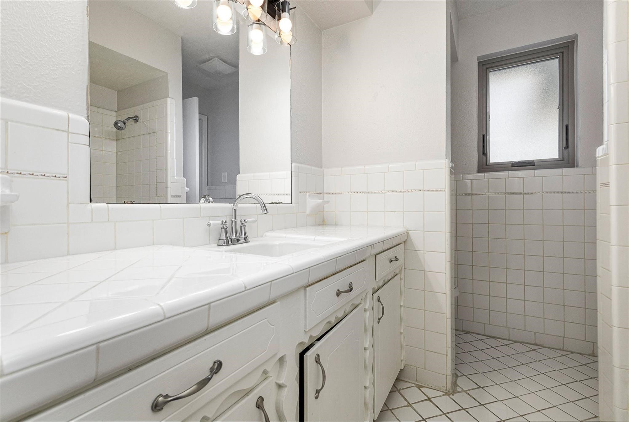 2640 Lakeland Drive Dallas TX 75228