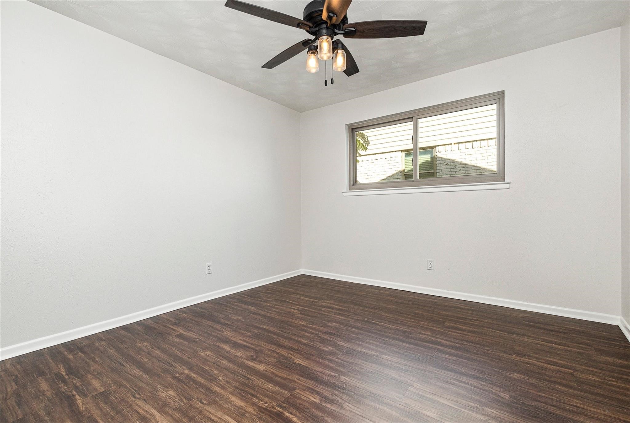 2640 Lakeland Drive Dallas TX 75228