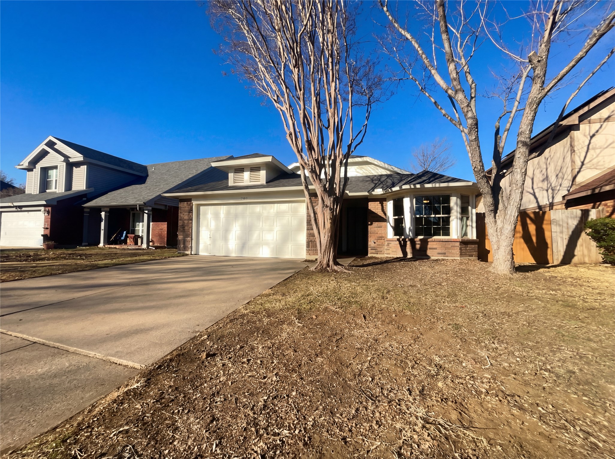 2108 Woodland Oaks Drive Arlington TX 76013