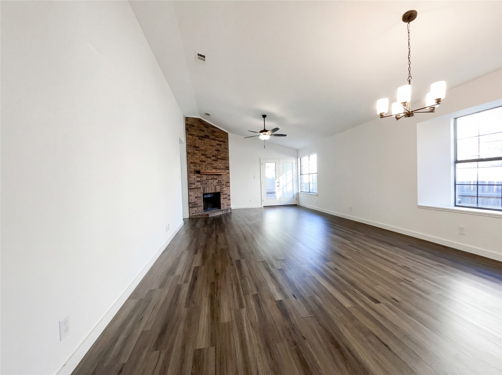 2108 Woodland Oaks Drive Arlington TX 76013