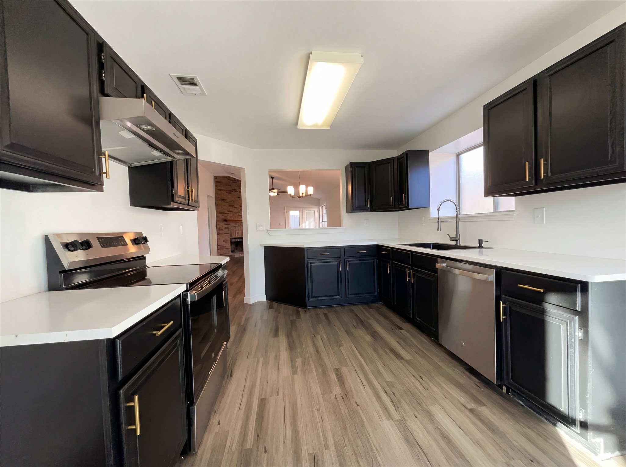 2108 Woodland Oaks Drive Arlington TX 76013