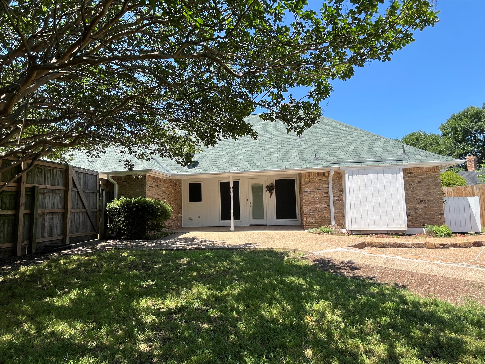 627 Meadowbrooke Place Duncanville TX 75137