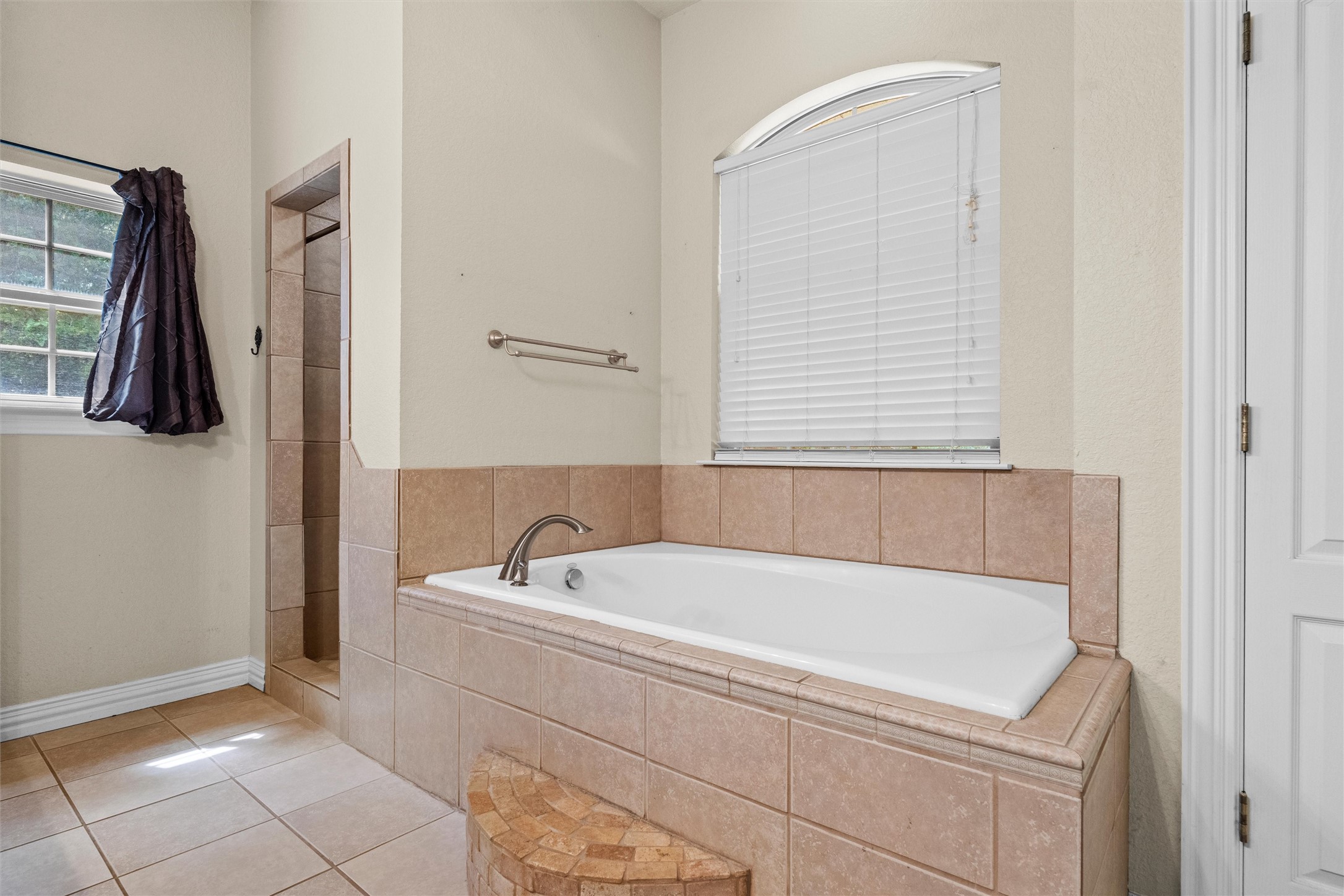 8000 Walnut Drive Alvarado TX 76009