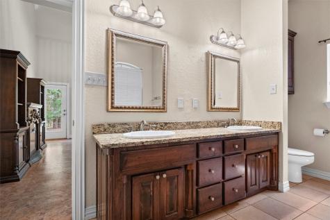 8000 Walnut Drive Alvarado TX 76009