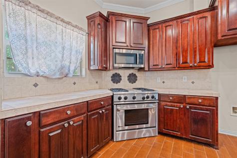 8000 Walnut Drive Alvarado TX 76009