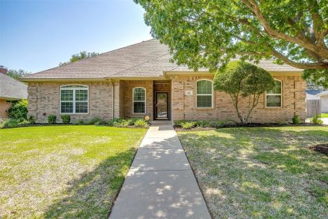 102 Shorewood Place Joshua TX 76058