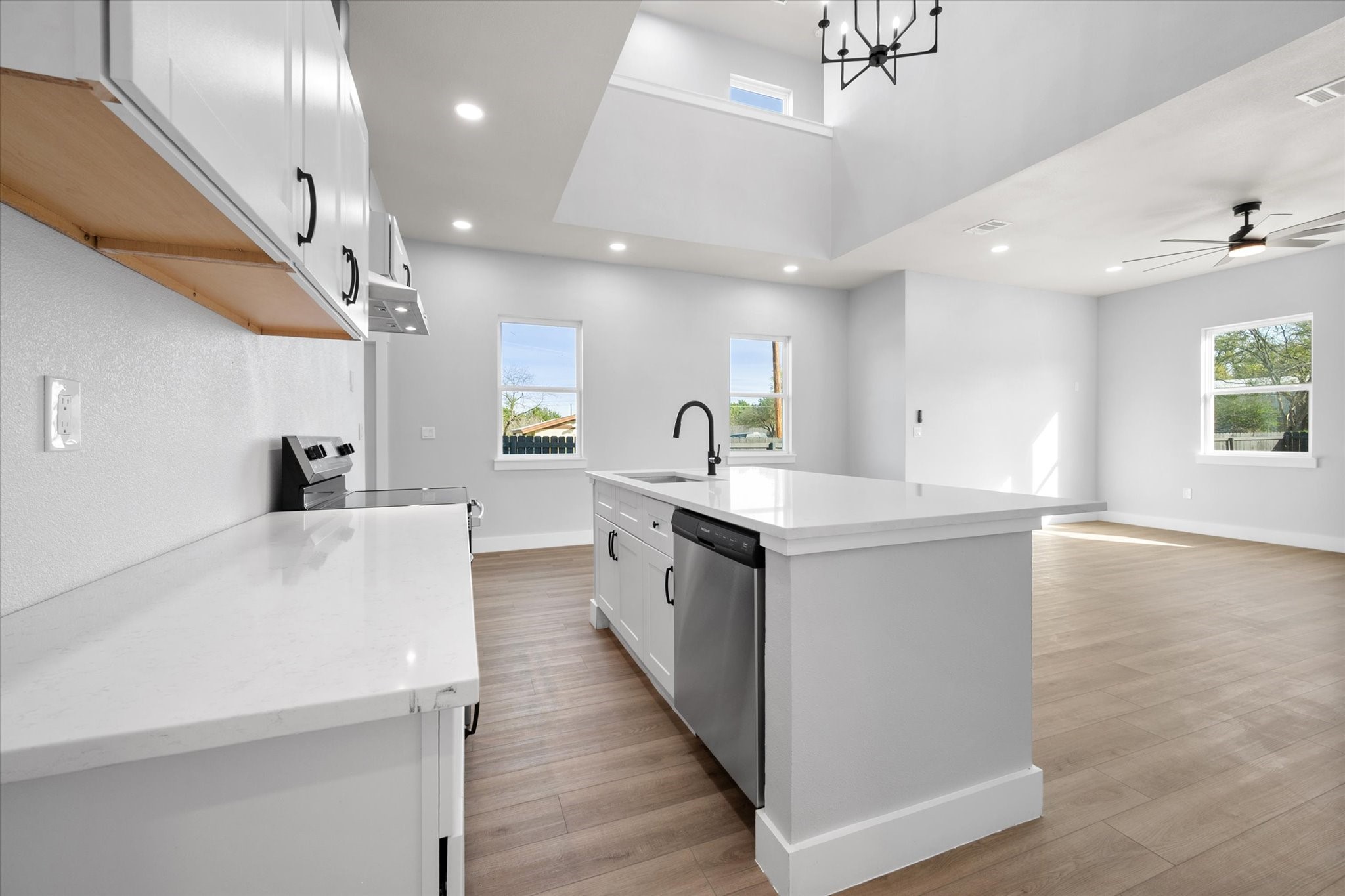 5905 Collins Court Granbury TX 76048