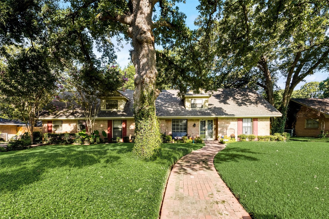 820 Cedar Crest Lane Corsicana TX 75110