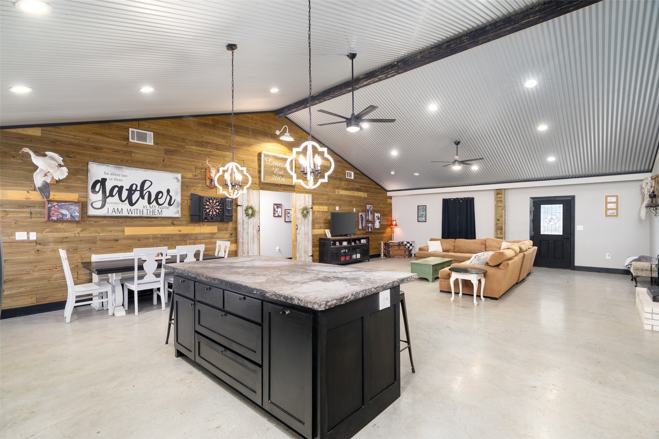 245 County Road 4921 Leonard TX 75452