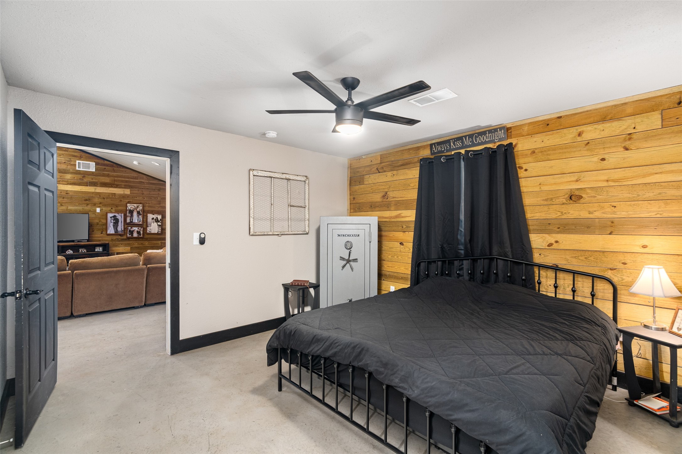245 County Road 4921 Leonard TX 75452