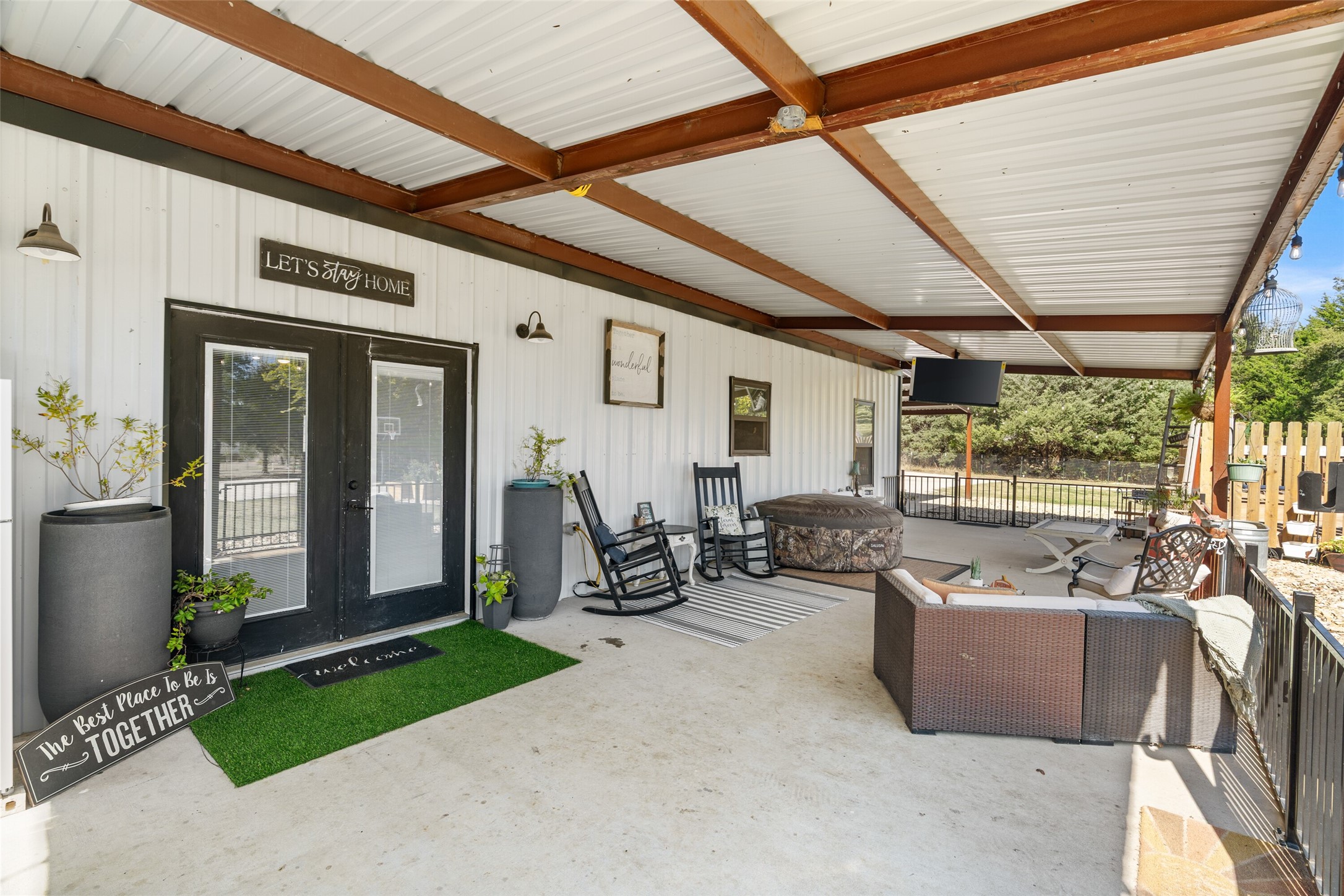 245 County Road 4921 Leonard TX 75452