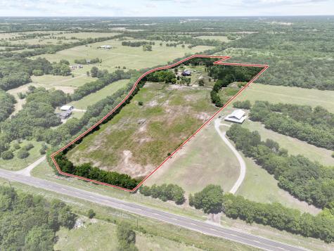 1847 County Road 4205 Bonham TX 75418