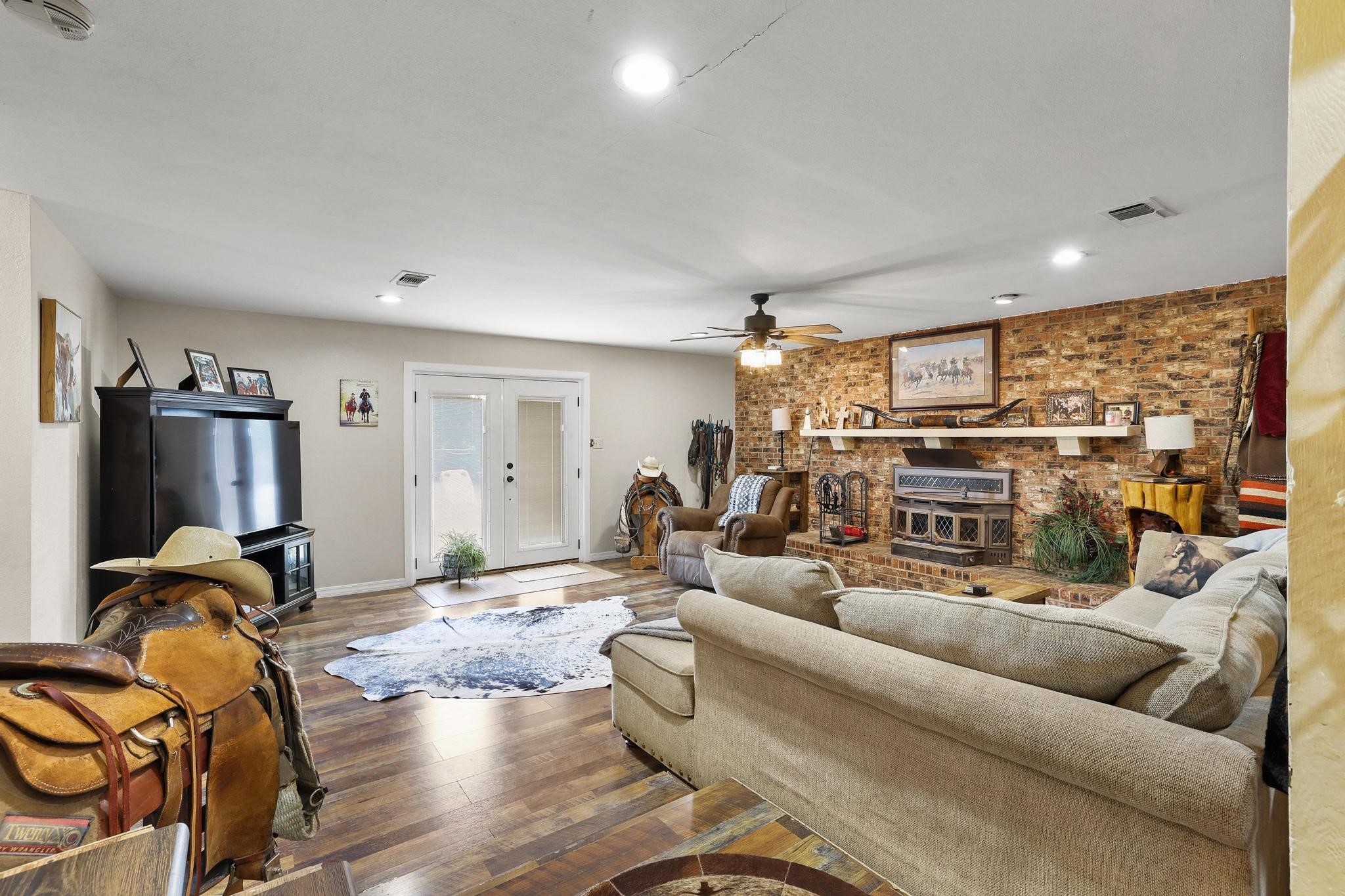 1847 County Road 4205 Bonham TX 75418