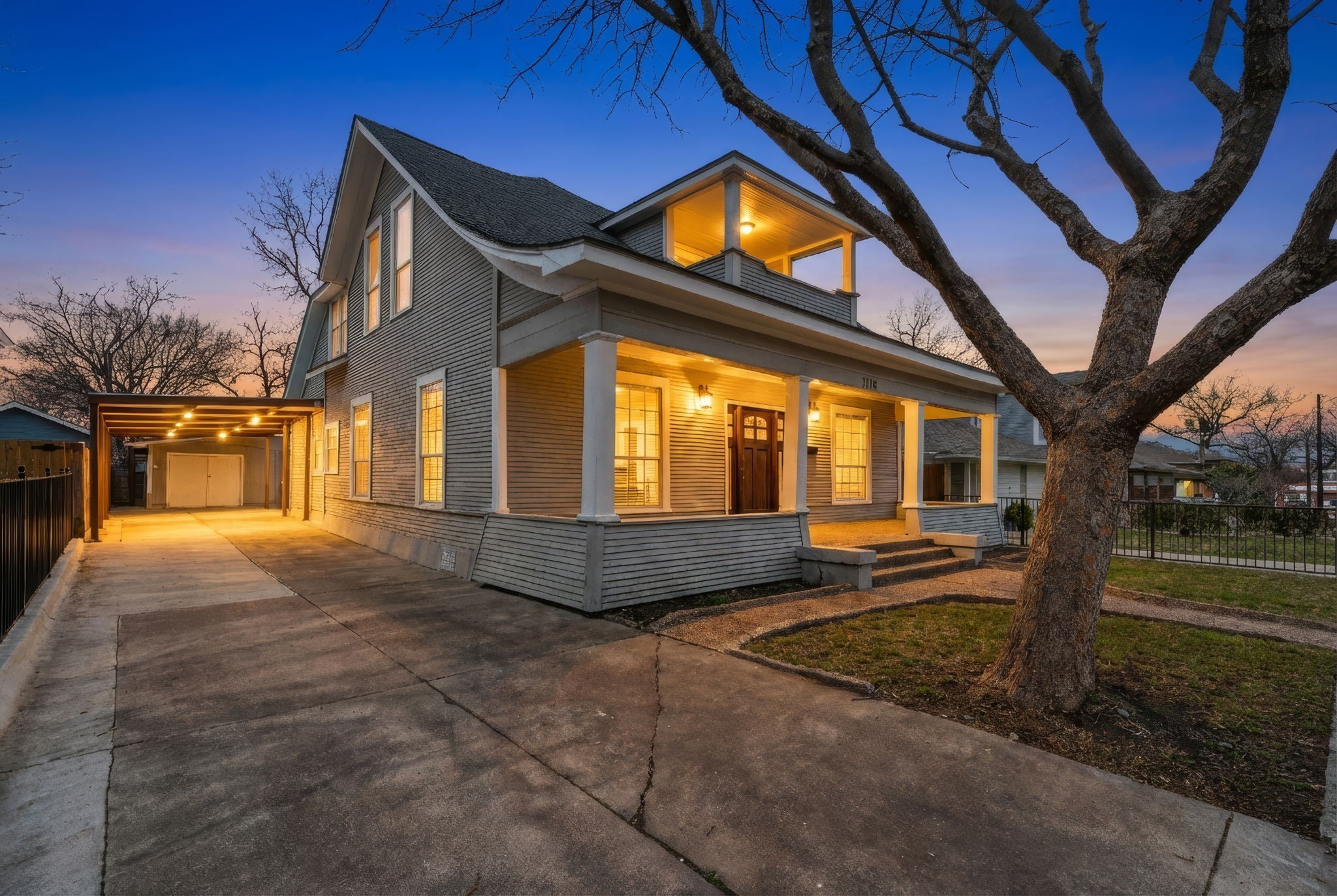 1716 5th Avenue Fort Worth TX 76110
