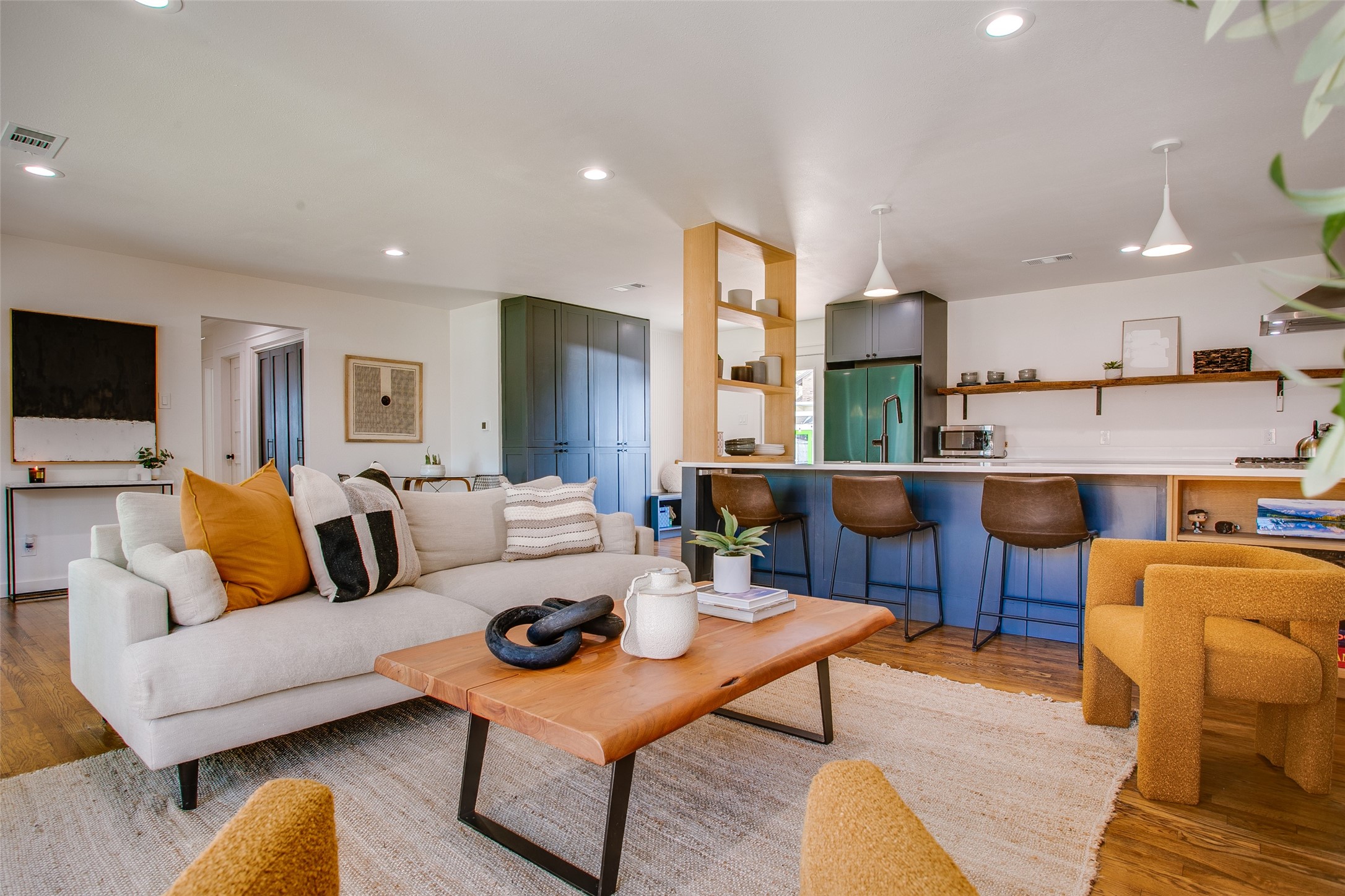 2332 Materhorn Drive Dallas TX 75228