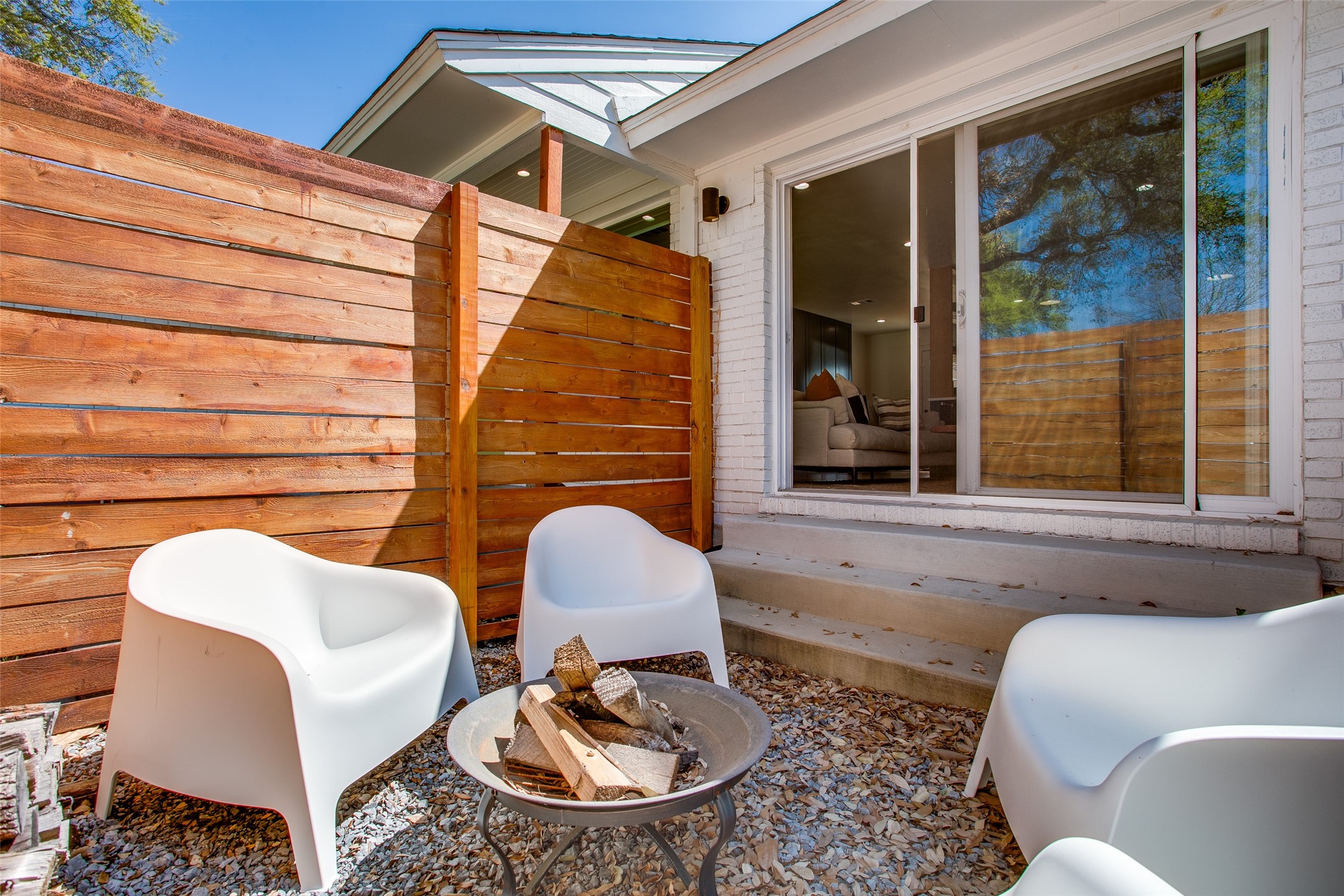 2332 Materhorn Drive Dallas TX 75228