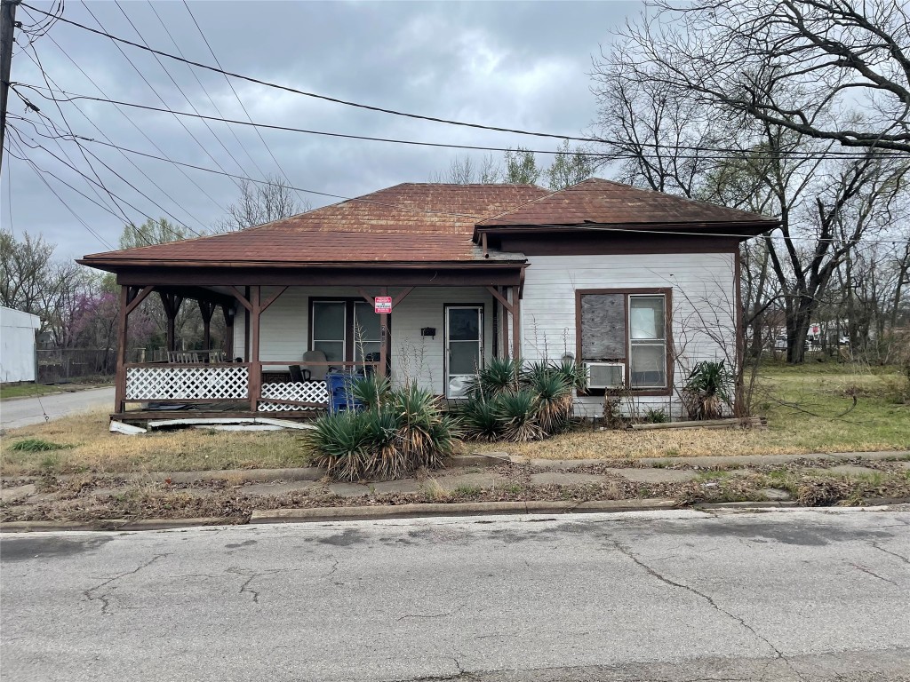 2703 Spencer Street Greenville TX 75401