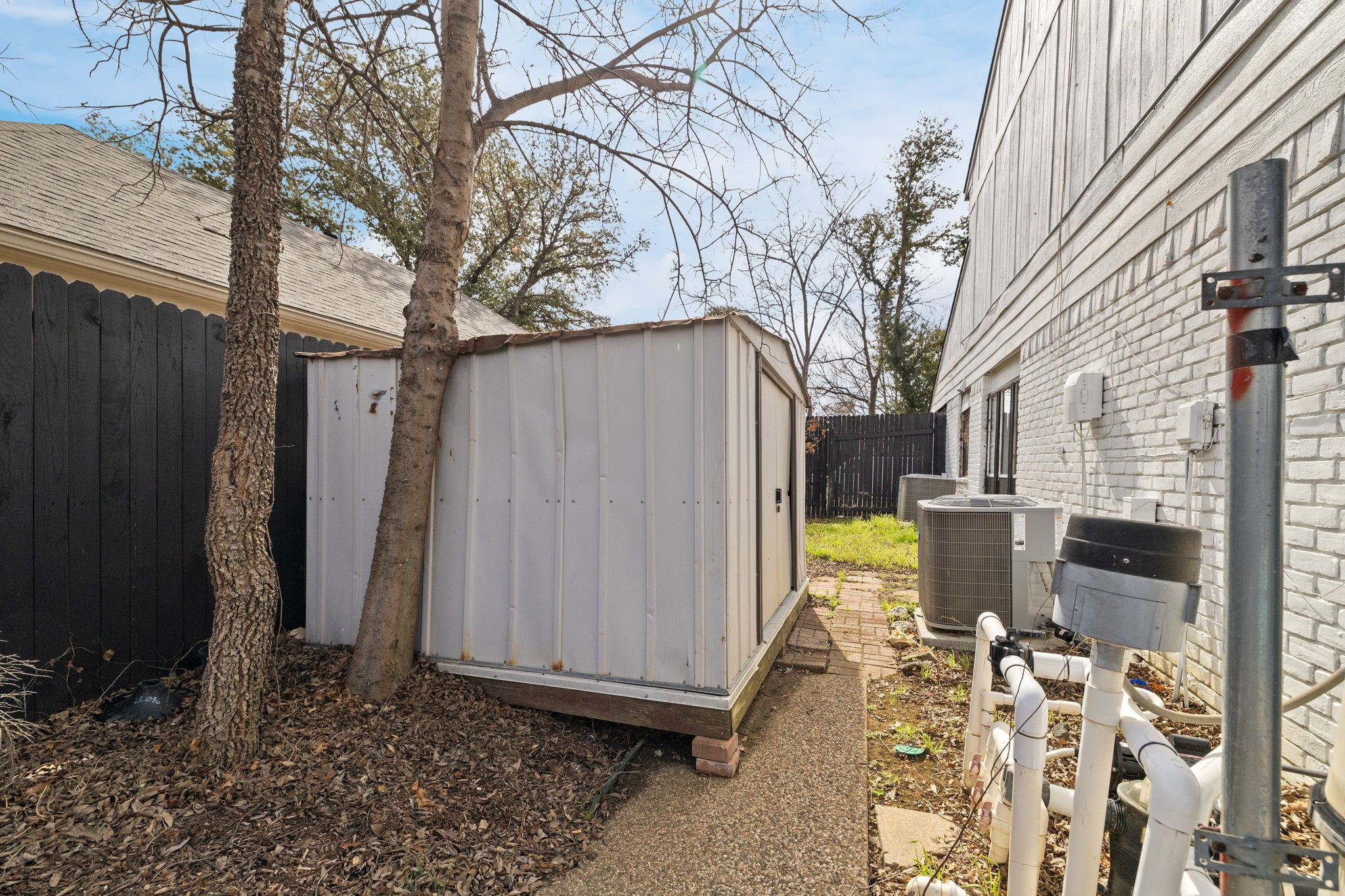 1301 N Trail Drive Carrollton TX 75006