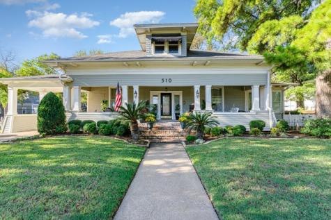 510 W Denton Street Ennis TX 75119