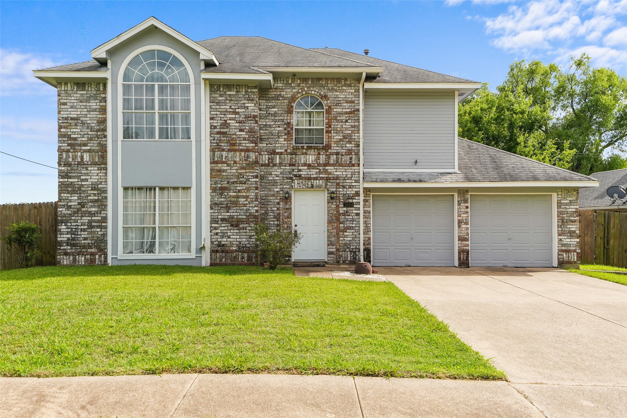 1004 Creekside Drive Mesquite TX 75181
