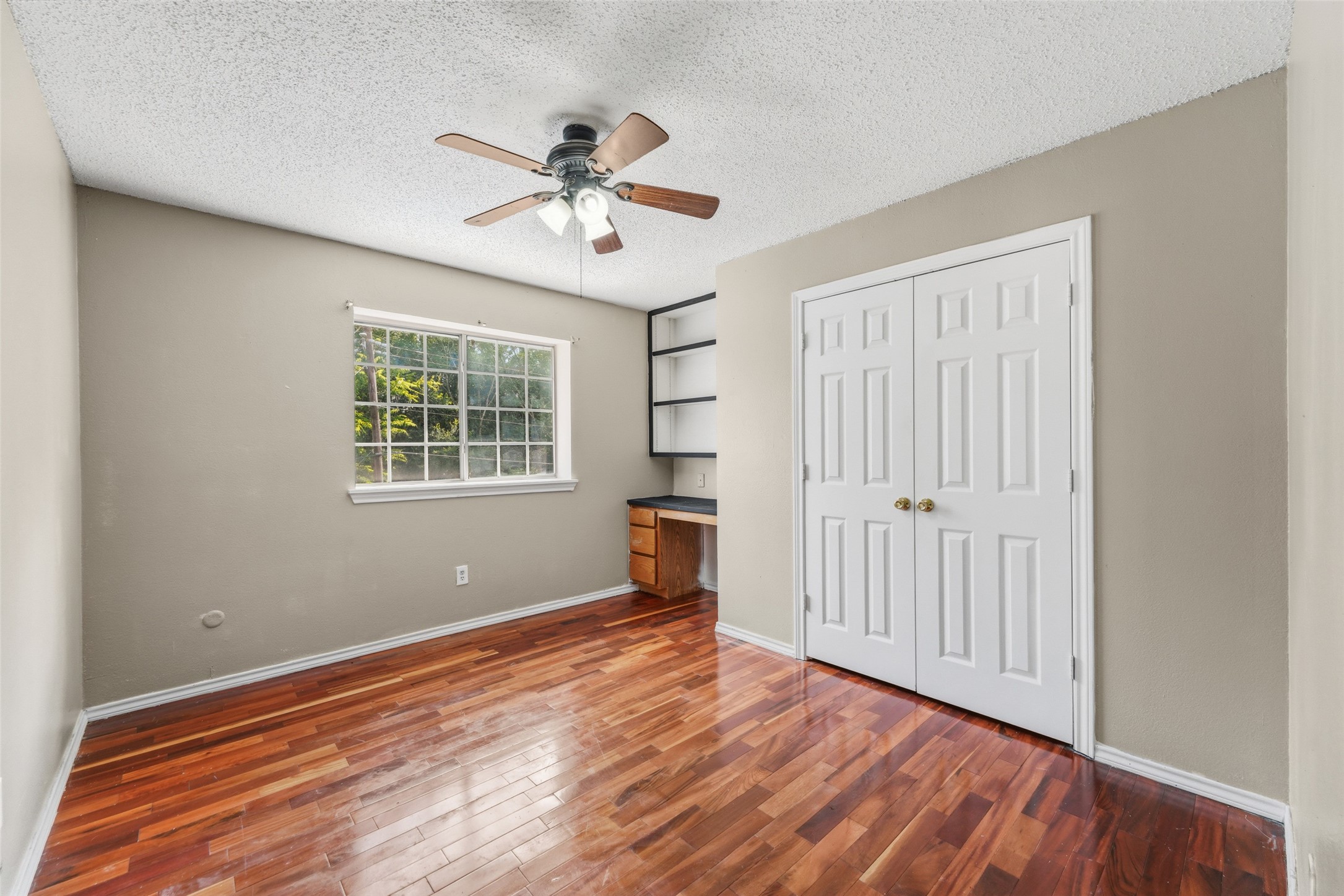1004 Creekside Drive Mesquite TX 75181