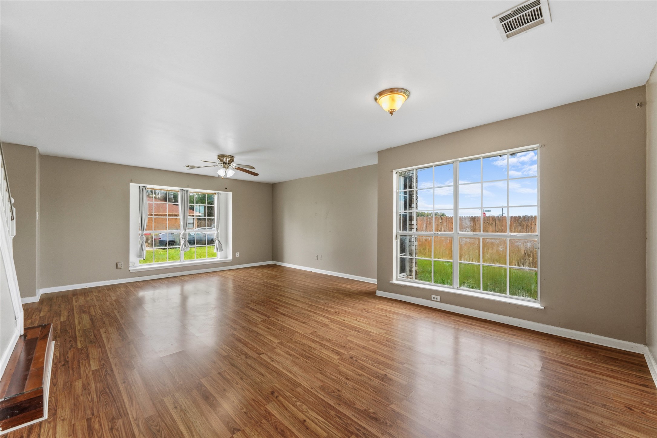 1004 Creekside Drive Mesquite TX 75181