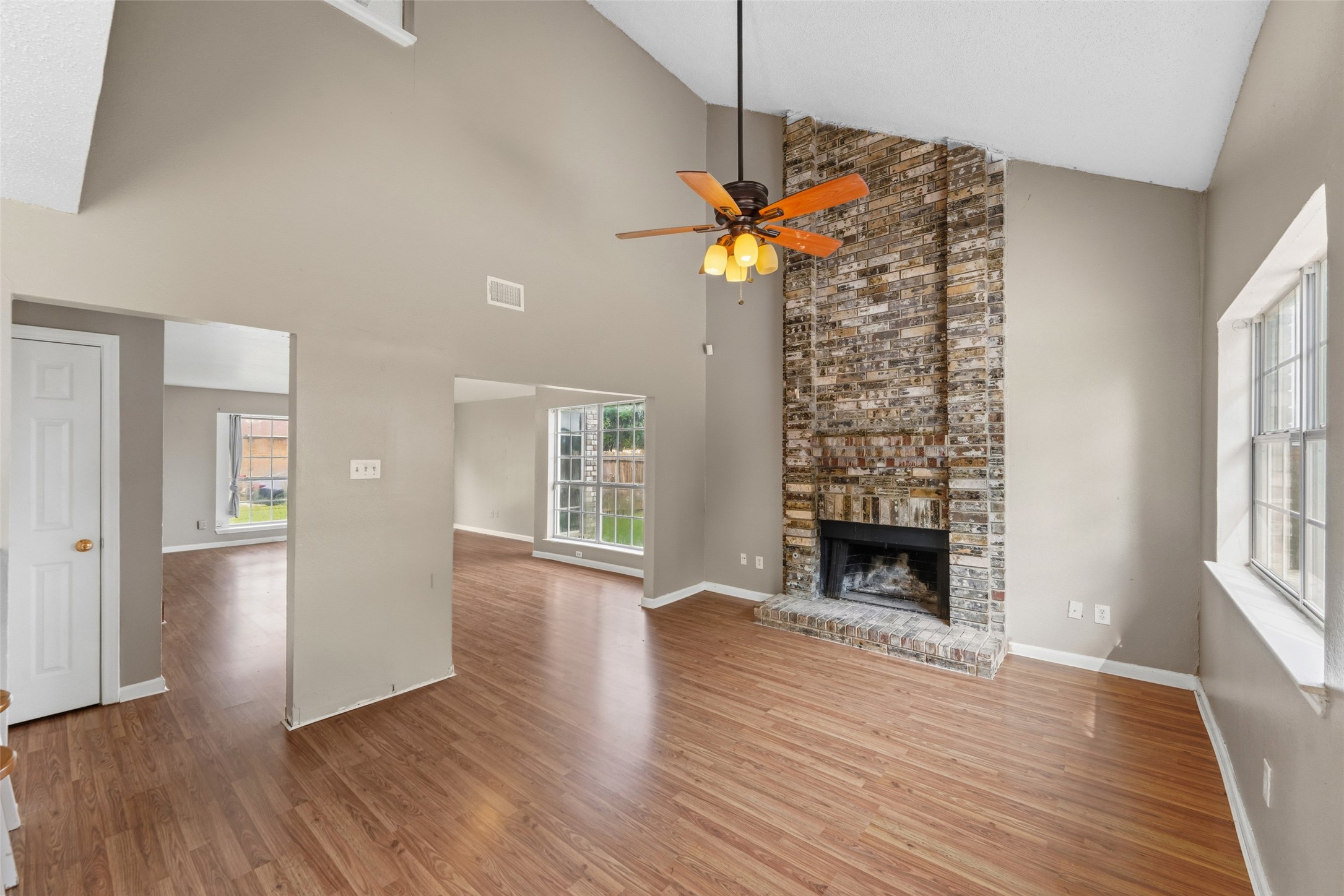 1004 Creekside Drive Mesquite TX 75181