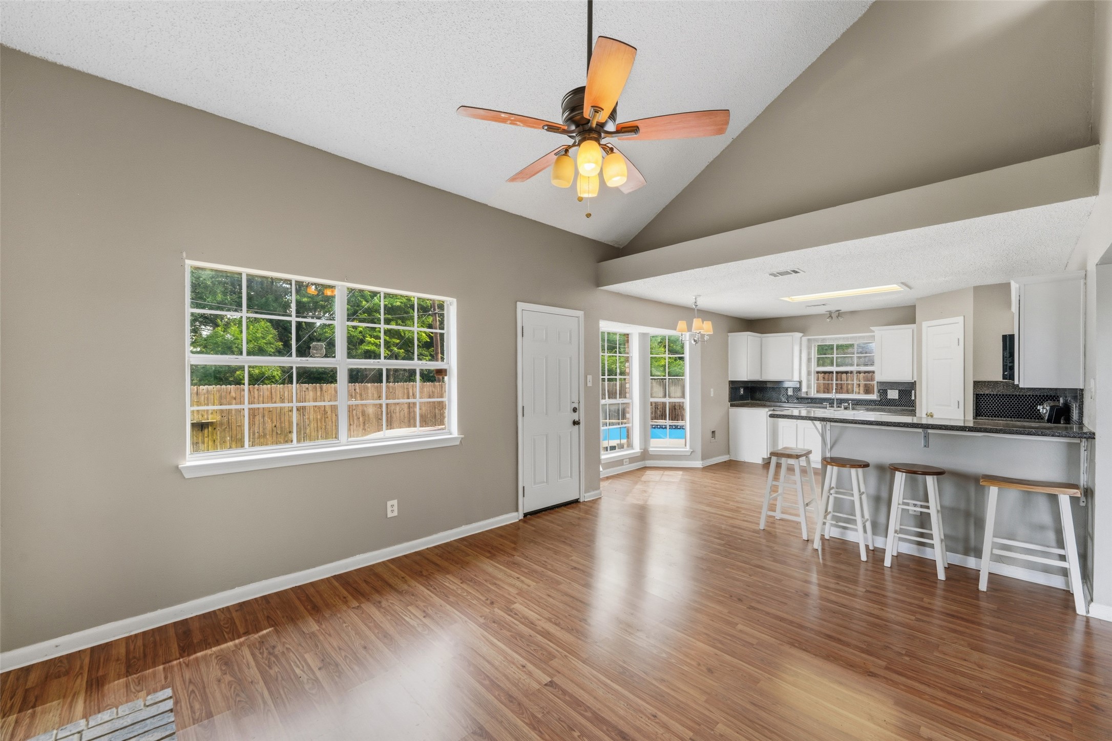 1004 Creekside Drive Mesquite TX 75181
