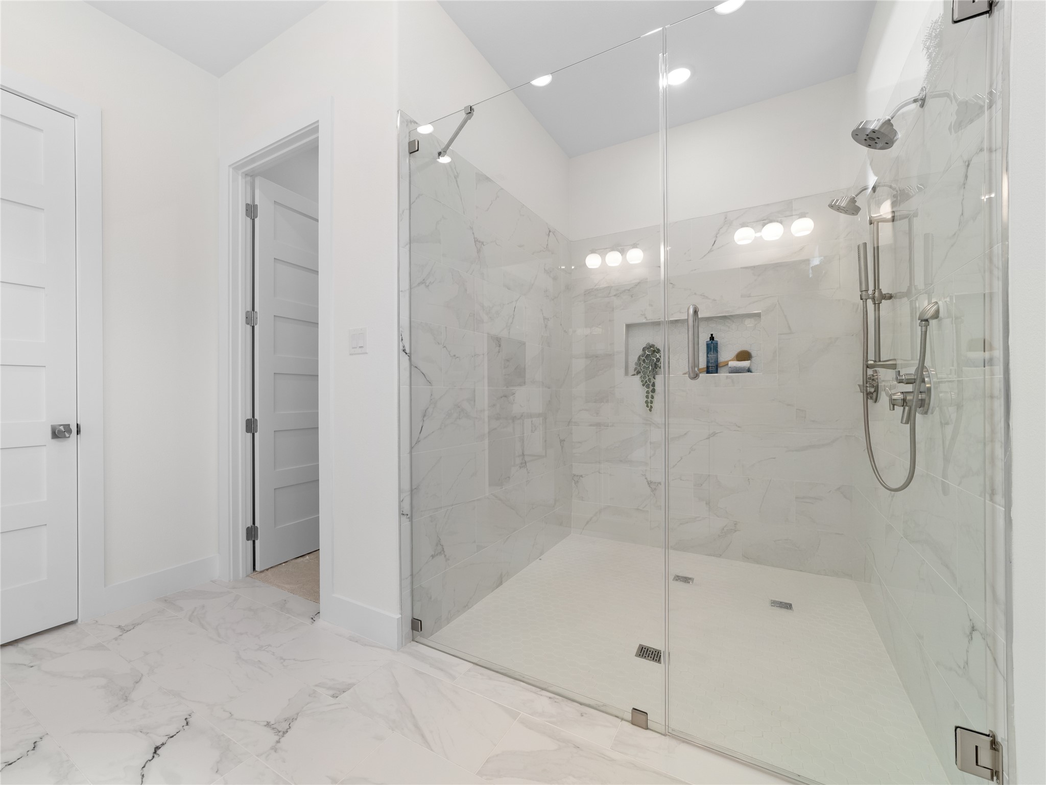 426 Martinique Avenue Dallas TX 75223